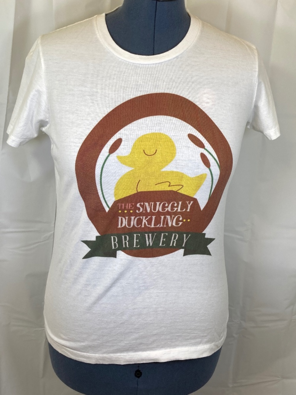 Snuggly Duckling Brewery Shirt Sz XL Tangled Short Sleeve White TeePublic